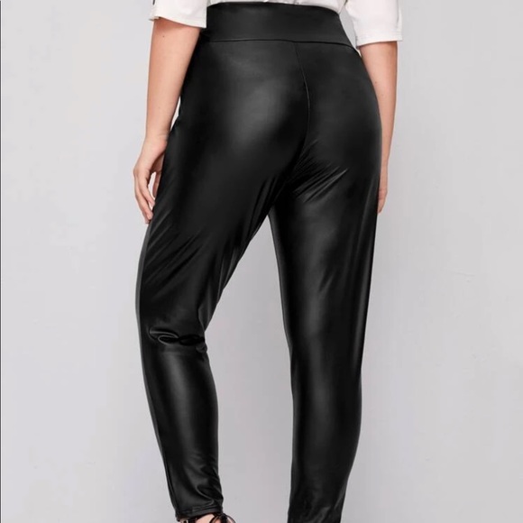 PLUS SIZE BLACK PU SKINNY PANTS - Picture 2 of 7